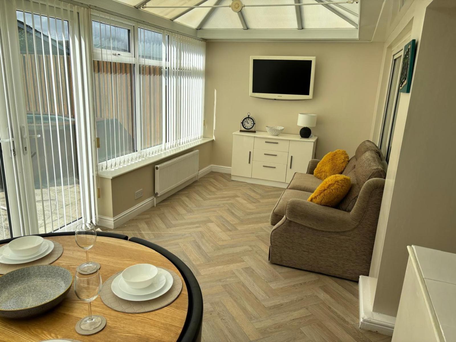 Bungalow-2Bed-1Bath-Petfriendly-Parking 스케그니스 외부 사진